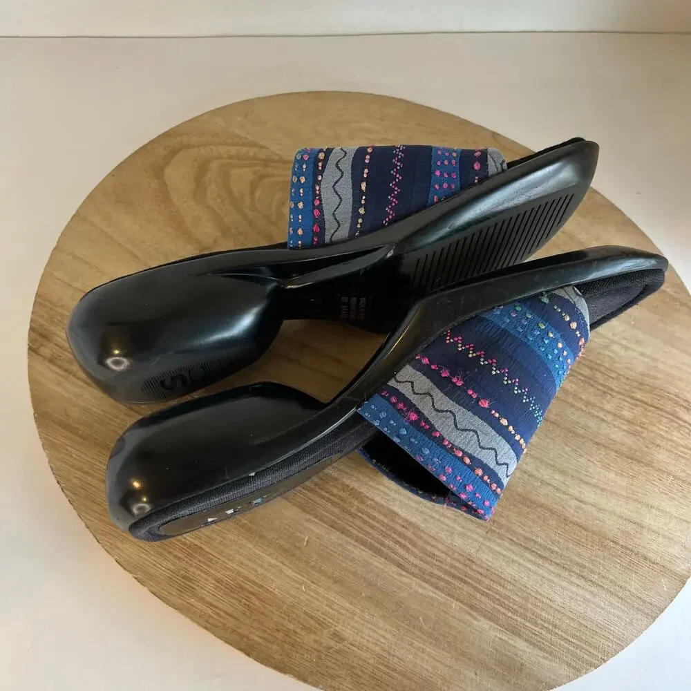 Art Effects Blue Embroidered Square Toe Chunky Slide Sandals Brazil Size 8